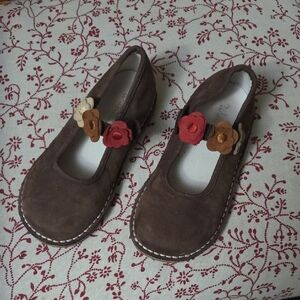 Little Girl's Suede Shoes🌸